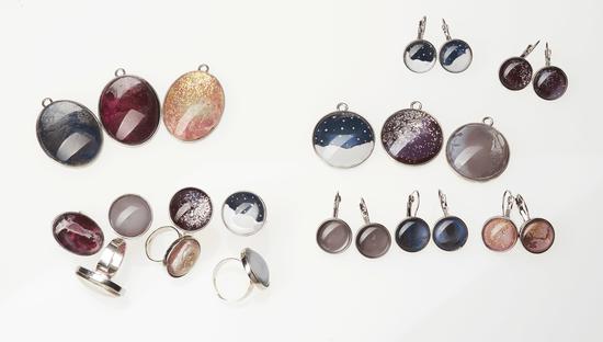 466561_D-2017.10.jpg  width=