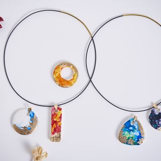 Šperky s lihovým inkoustem