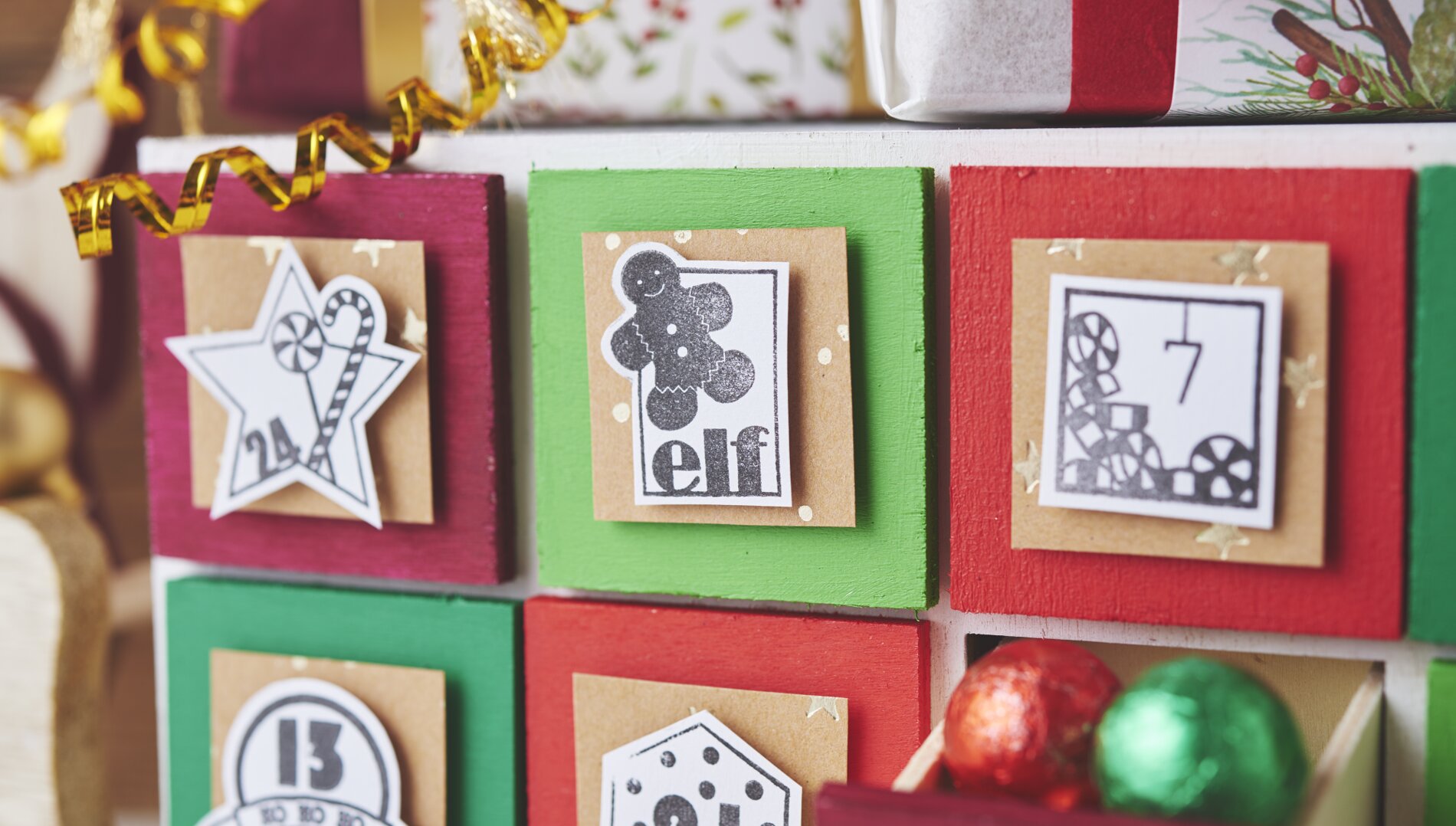 Adventskalender Schlitten mit Rentier Silikonstempel Adventszahlen