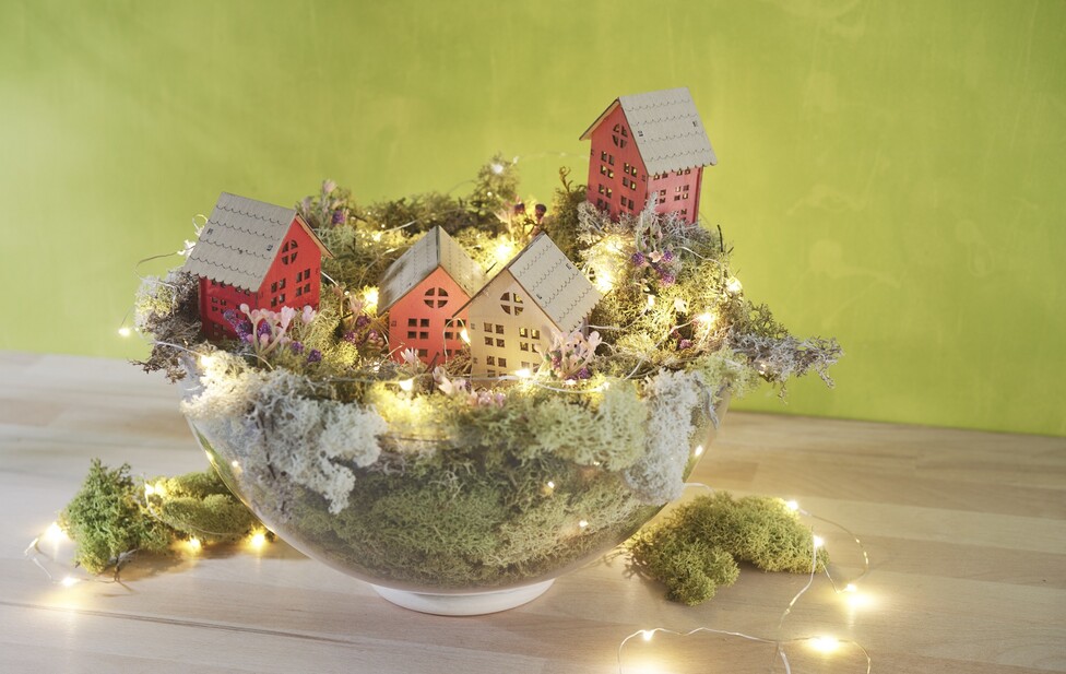 Miniaturlandschaft mit Häuschen