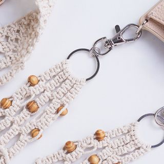 Řetízek na mobilní telefon Macramé