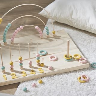 Zählhilfe für Kinder aus Holz