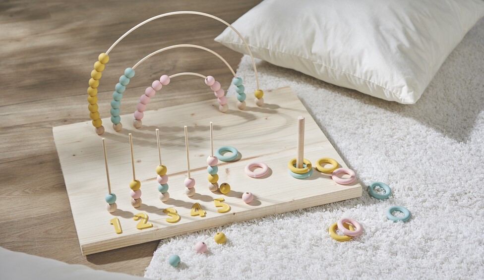 Zählhilfe für Kinder aus Holz