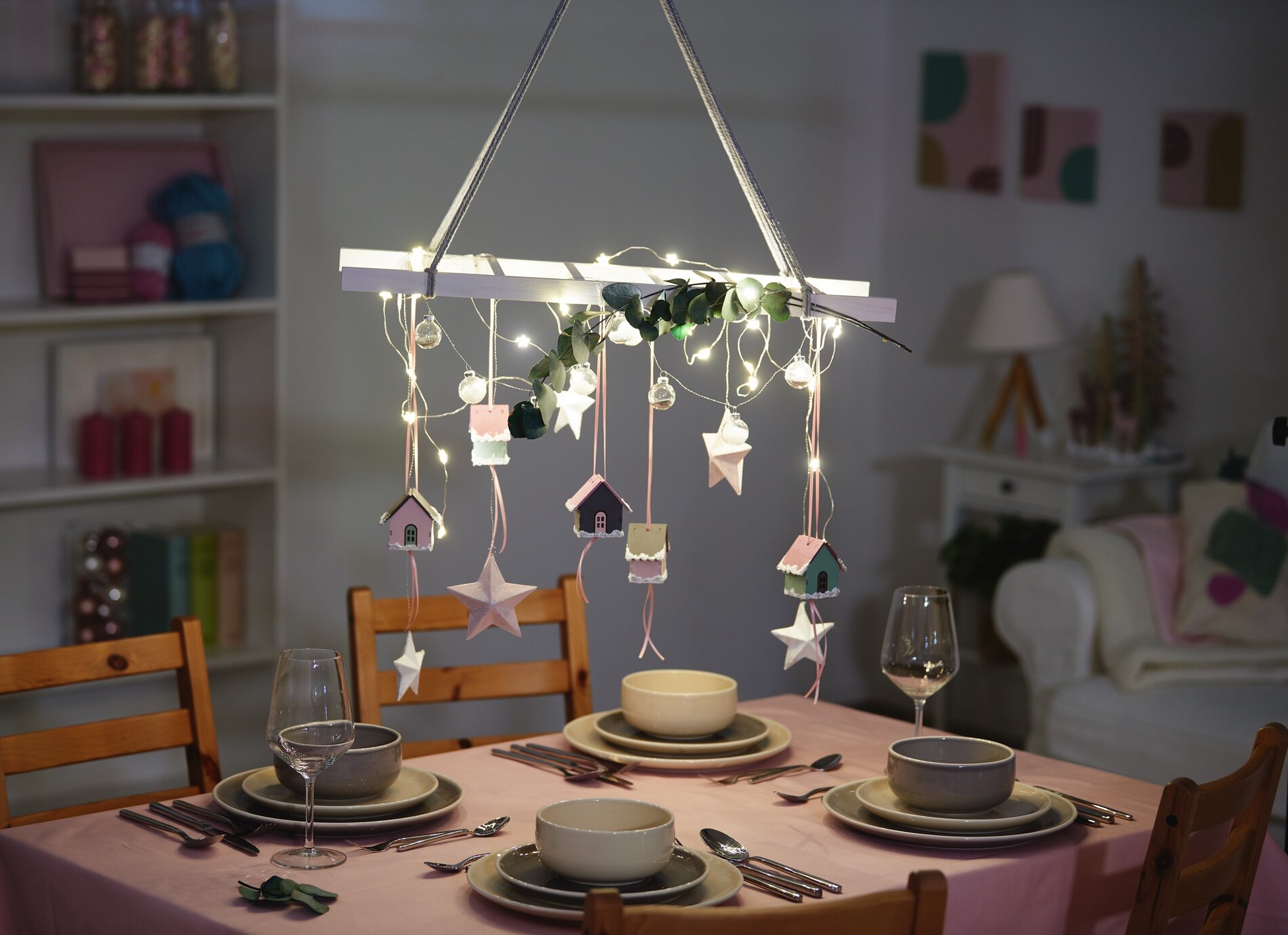 Winterliche Lichtdeko Leiter