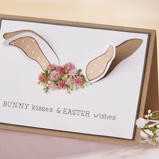 Uši zajíčka na velikonoční kartě