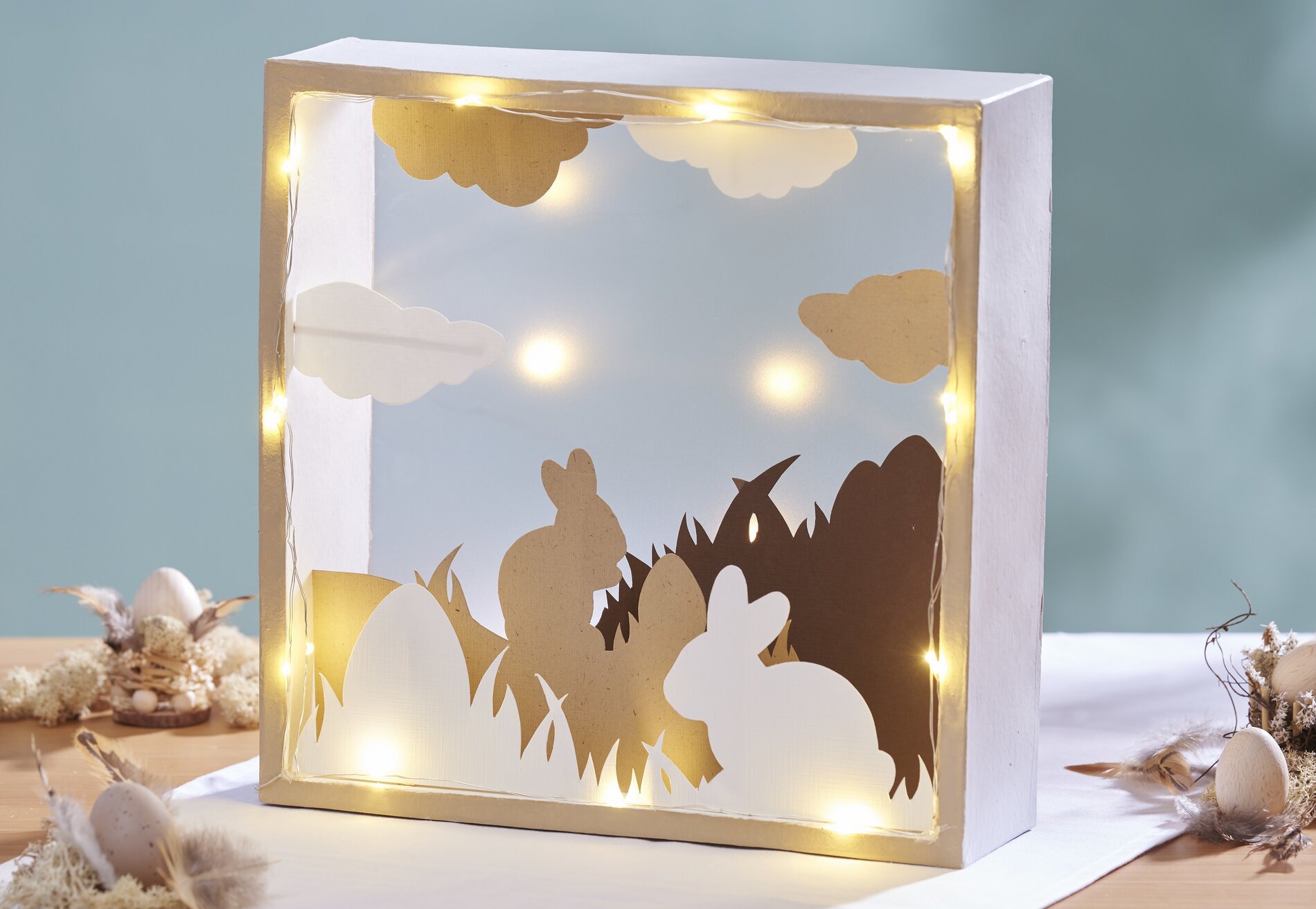 Österliche Szene aus Papier