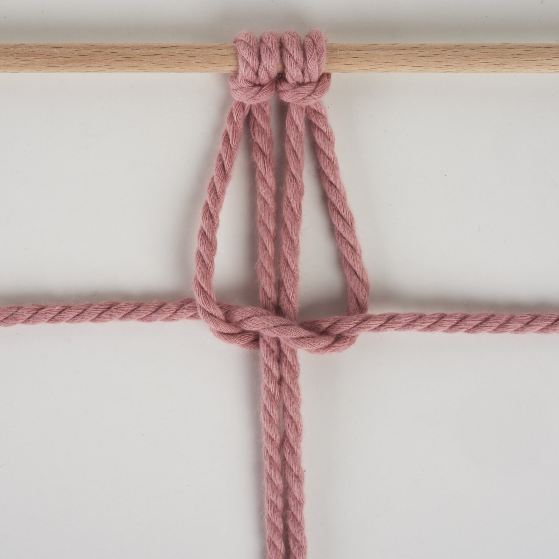 Kreuzknoten nach rechts gerichtet 3