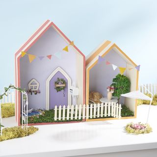 wichteltür im holzregal