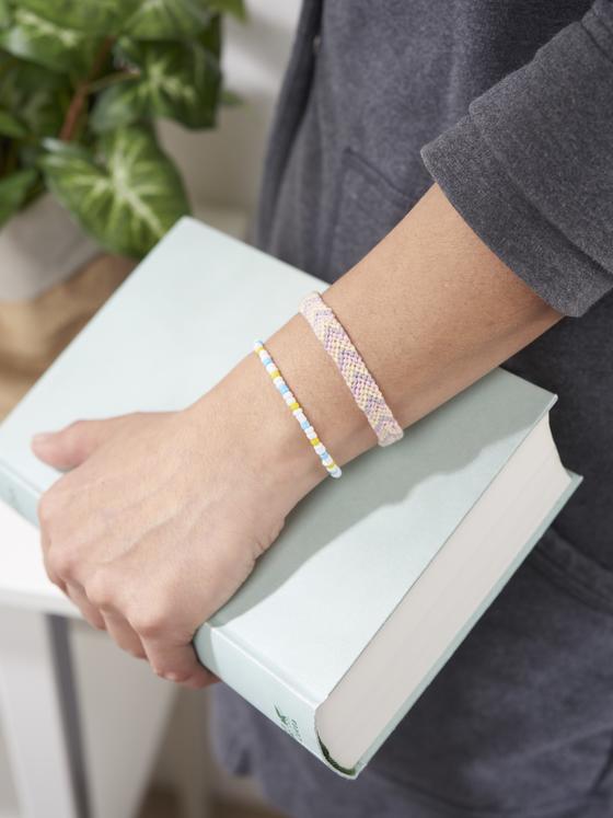 Freundschaftsarmband Pfeilmuster