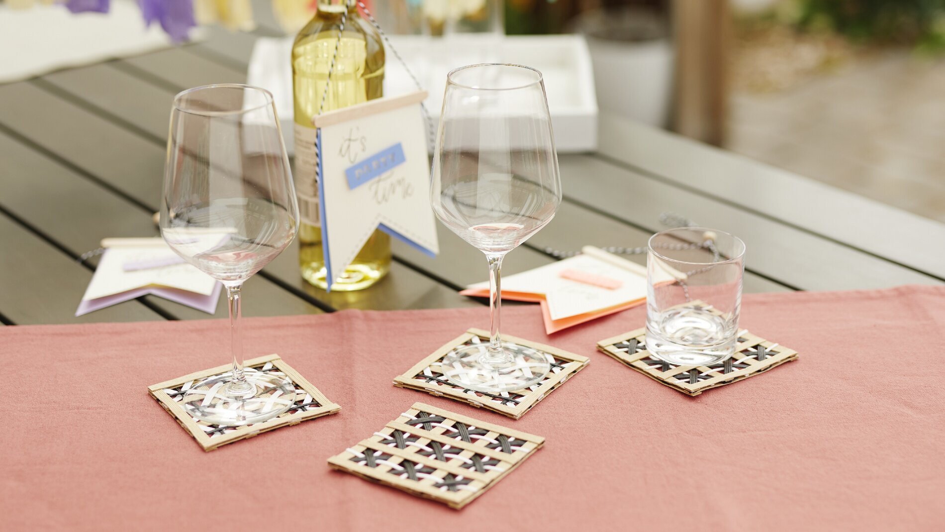 Paper Straps Glasuntersetzer