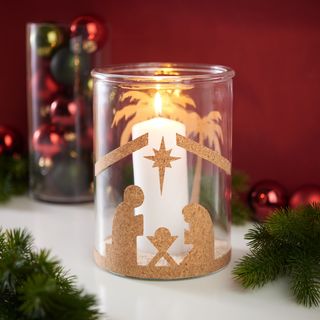 Navrhněte si lucernu pomocí aplikace Cricut