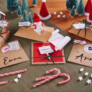  Vánoční pošta se známkami