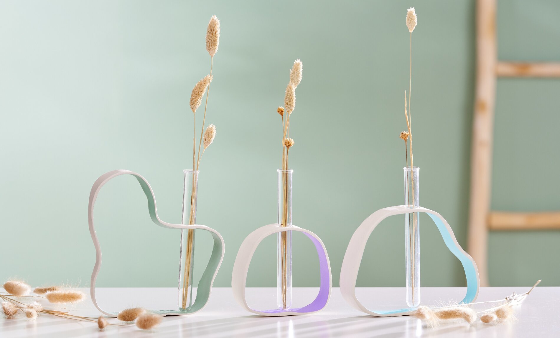 Vasen mit Reagenzgläsern modellieren