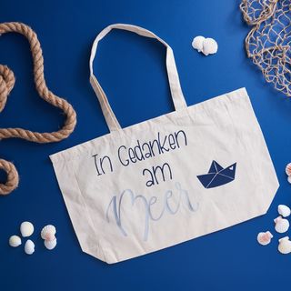 Taška navržená pomocí Cricut