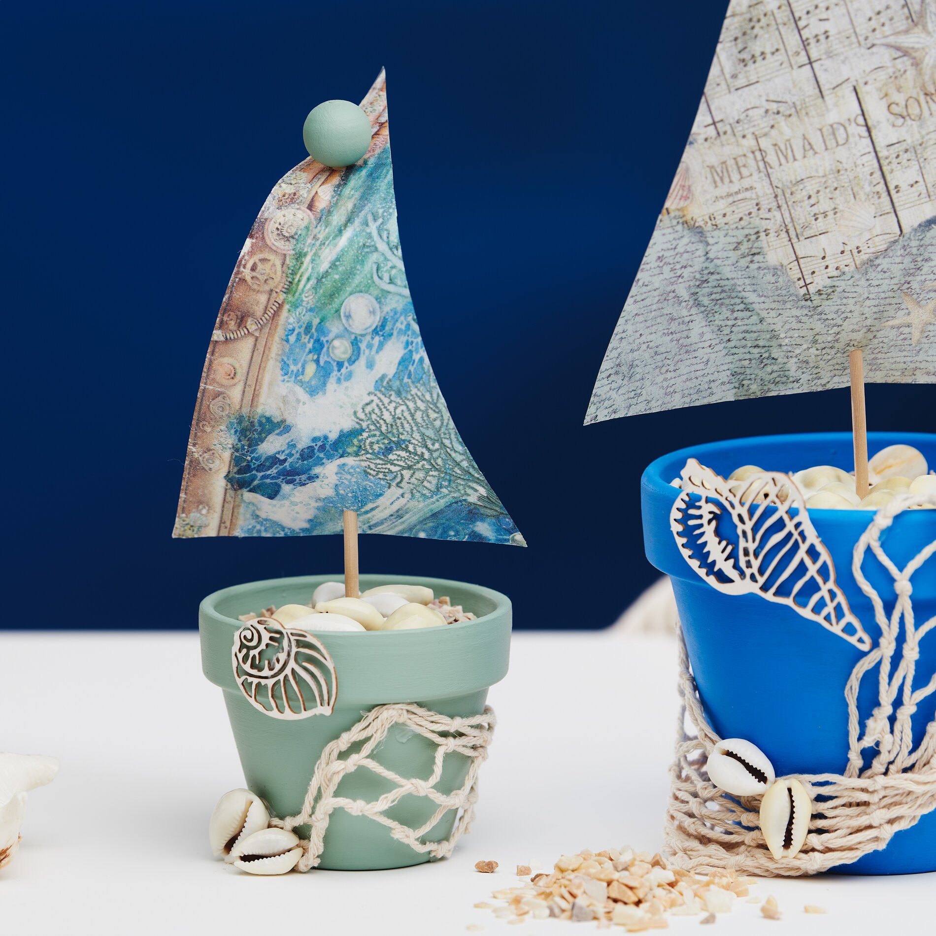 schiffe aus terrakottatöpfen