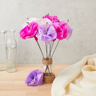 Blumenstrauß aus Seidenpapier