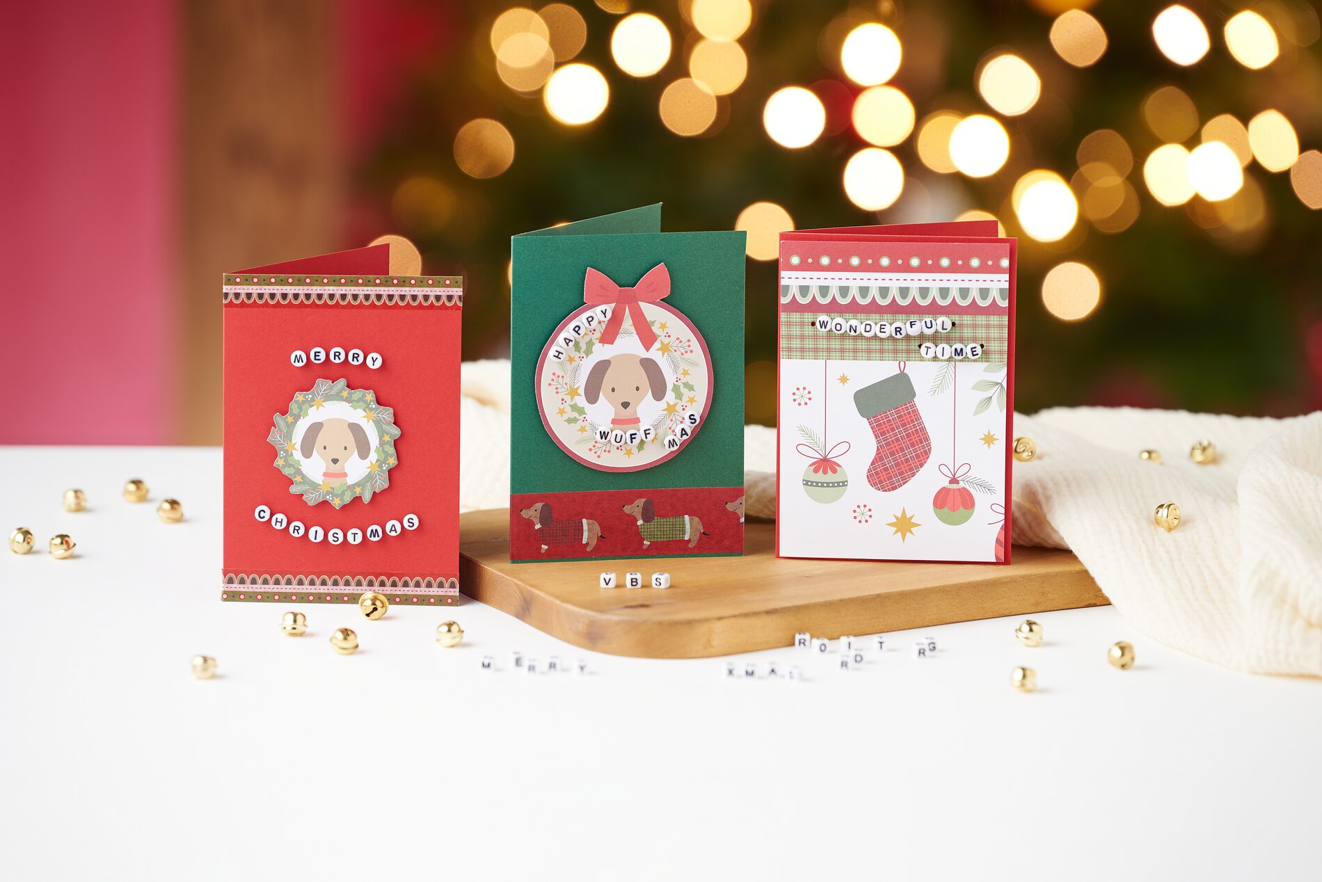 Weihnachtskarten mit Perlen