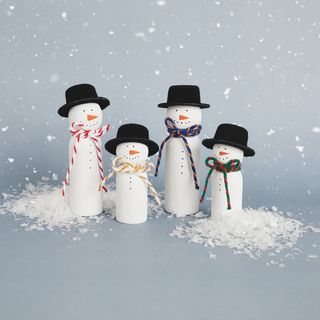 Sněhul&aacute;ci z kuželů