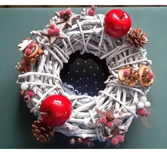 61_Sarlissia_rustikaler Weihnachtskranz_Kategorie Klassisch