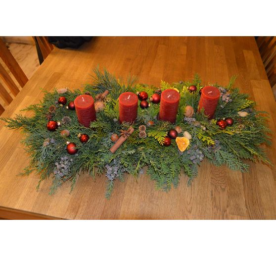 81_katrin_ein Gesteck von vielen Dekoideen_Kategorie Klassisch