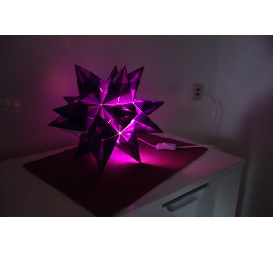 217_leuchtender Stern_Origamistern mit elektronischem Innenleben_Kategorie Metallic