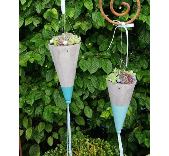 116_Mytilus_Blumenampel aus Beton