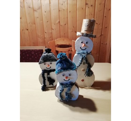 413_Rumos_Schneemann und -Frau aus Holz