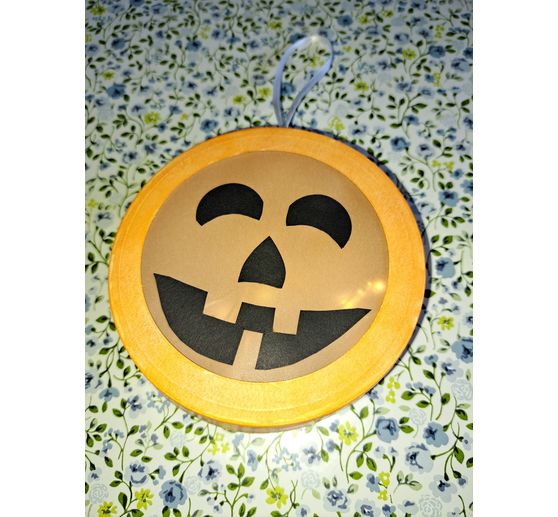 38_Thea_Flache Laterne in K&uuml;rbisoptik