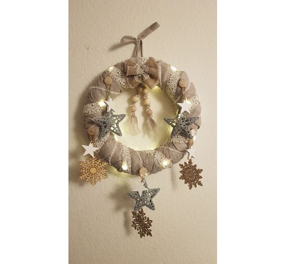 88_C&eacute;line_Couronne de No&euml;l