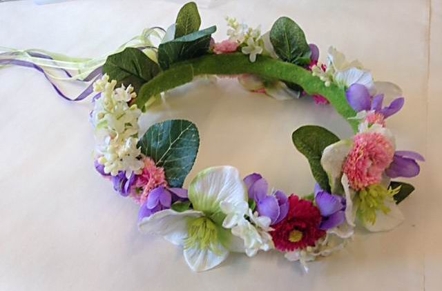 How-To: Festival-Blumenkranz f&uuml;rs Haar