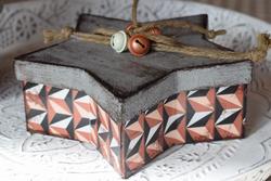 Schachtel im selbstgemachten Beton- und Kupferlook