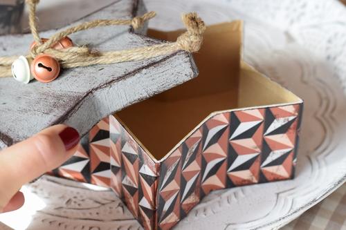 Schachtel im selbstgemachten Beton- und Kupferlook