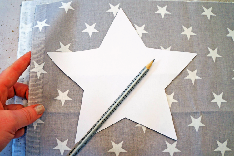 Kirschkernkissen in Sternform: stencil übertragen