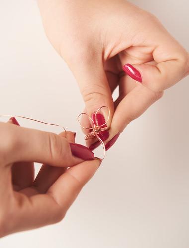 Bl&uuml;ten formen f&uuml;r den Nagellack Blumen Ring