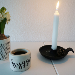 Hygge: Kaffeebecher aus Ton für die gemütliche Zeit zu Hause