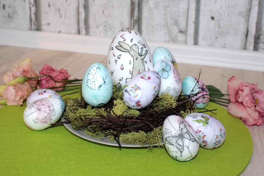 Osternest einfach selber gestalten mit Styroporeiern und Serviettentechnik