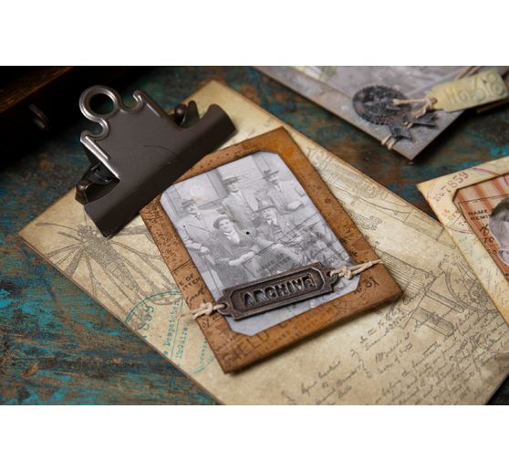 Sizzix Thinlits punching template "Collector by Tim Holtz"