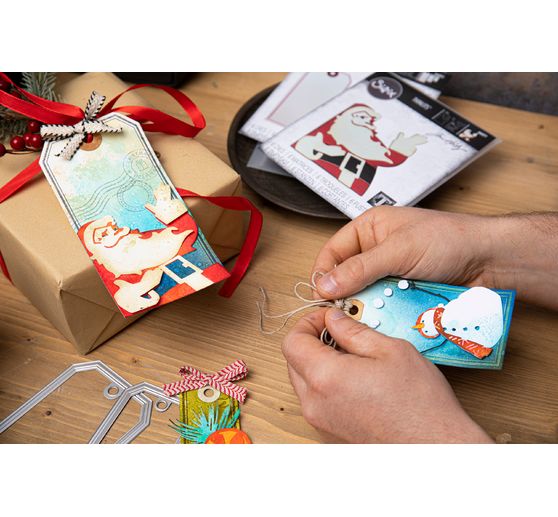 Sizzix Thinlits punching template "Retro Santa by Tim Holtz"