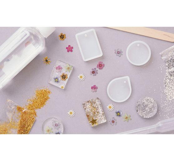 Casting resin creative set "Jewelry pendant"