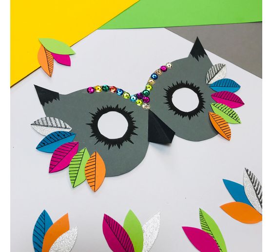 Assortment coloured paper & photo cardboard