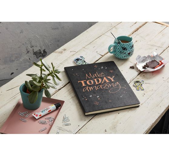 edding 753 gloss paint marker calligraphy