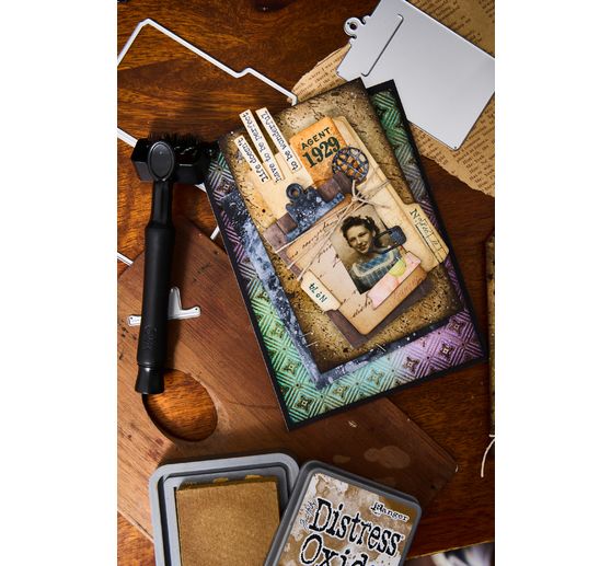 Sizzix Thinlits Punching template "Vault Noteworthy by Tim Holtz"