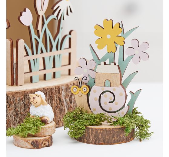 VBS Wooden building kit on bark disc "Snail Herbie"