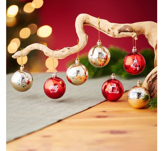Christmas balls made of plastic, 18 pieces