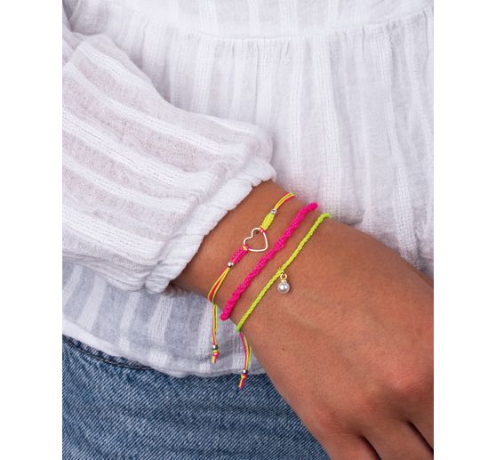 Kovov&aacute; distančn&iacute; kulička