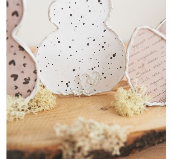 S l&aacute;skou" let&aacute;ky