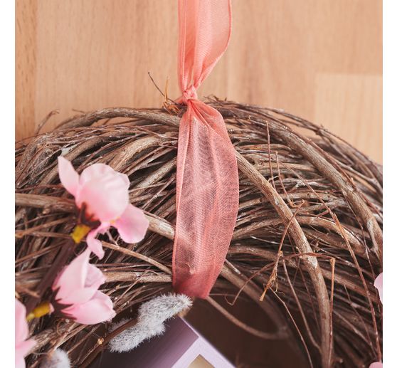 Věnec z větv&iacute; "Hust&yacute;"