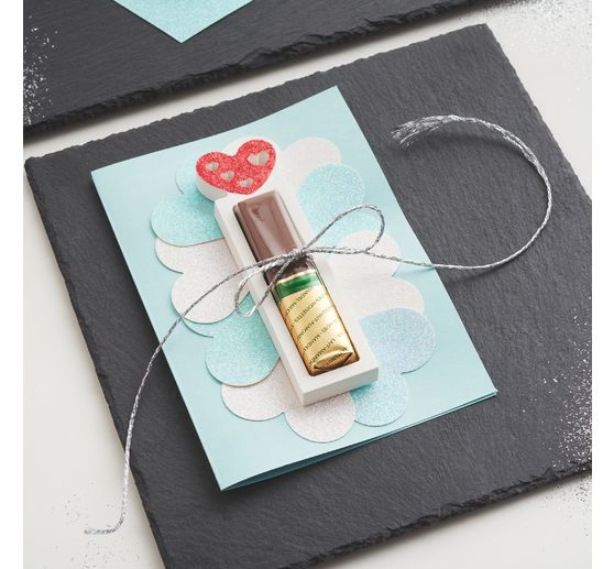 Kovov&aacute; ozdobn&aacute; &scaron;ňůra