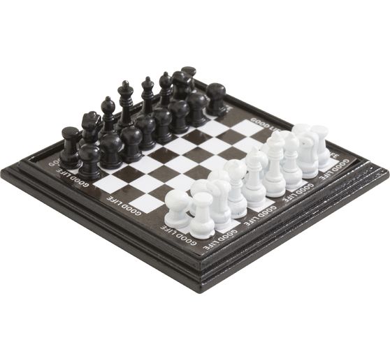 Miniaturn&iacute; &scaron;achov&aacute; souprava