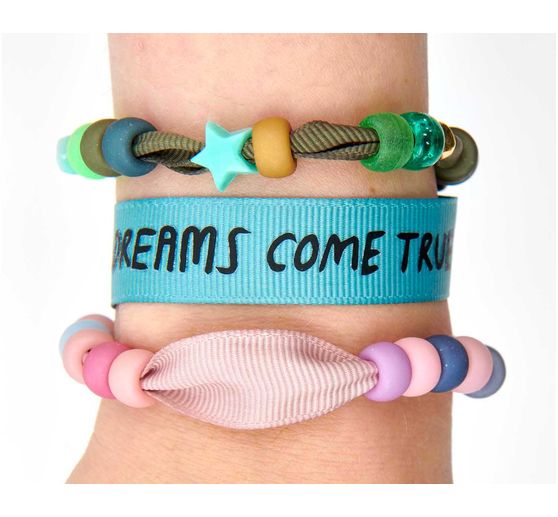 itoshii Rep ribbon bracelets